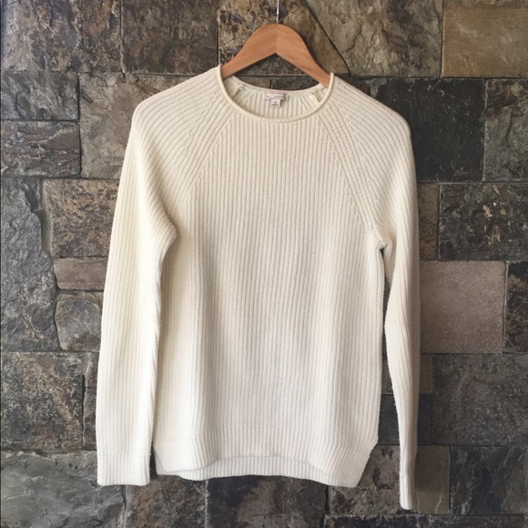 GAP Sweaters - ❤️SOLD❤️